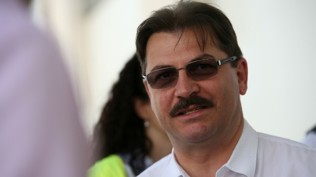 Costică Canacheu, revocat de la șefia Comisiei de apărare a Camerei, la solicitarea USL - canacheu87343211705200-1346846824.jpg
