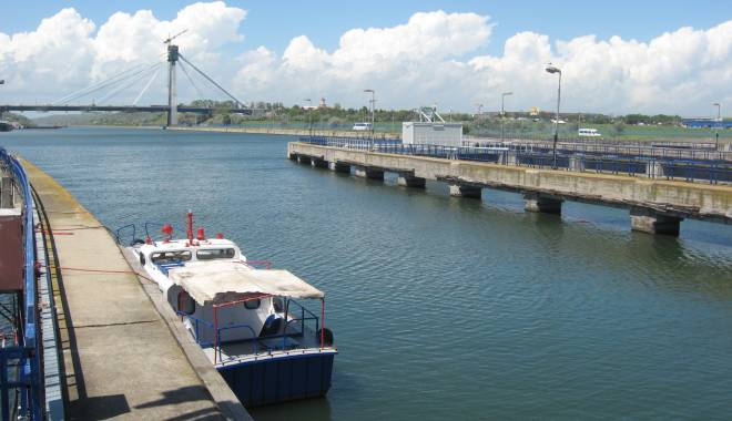 Canalul Dunăre - Marea Neagră întâlnește partenerii sârbi - canalul-1447087089.jpg