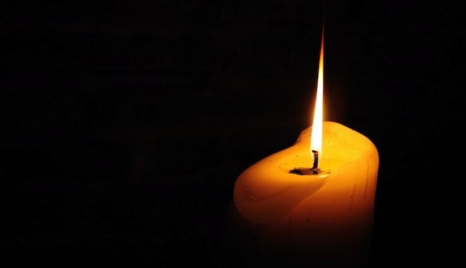DOLIU ÎN ÎNVĂȚĂMÂNTUL CONSTĂNȚEAN! A murit o profesoară de limba engleză - candela1526971990-1547457427.jpg