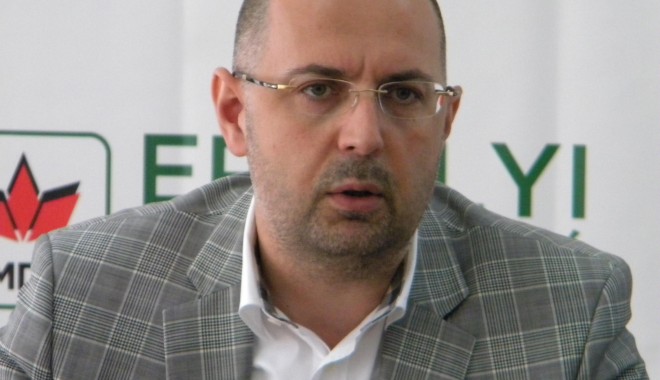Kelemen Hunor va fi candidatul UDMR la alegerile prezidențiale - candidatudmr-1405600495.jpg