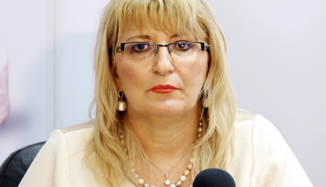 Candidatura Doinei Catrinoiu la Universitate, susținută de conducerea Spitalului Județean - candidaturamediculuidoinacatrono-1397579967.jpg