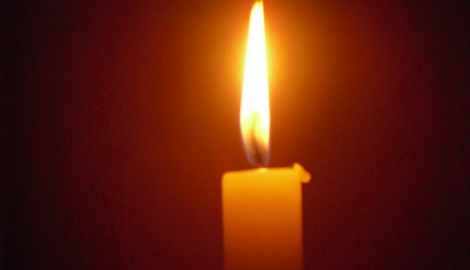 Doliu în medicina constănțeană - candlelight-1403423057.jpg