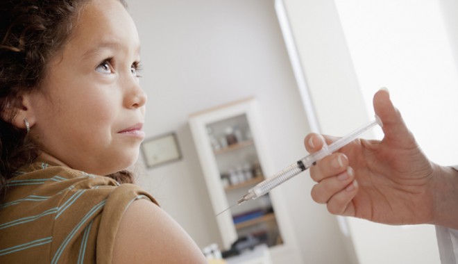 Când va fi demarată campania  de vaccinare a  elevilor constănțeni - candvafidemarata-1413821261.jpg