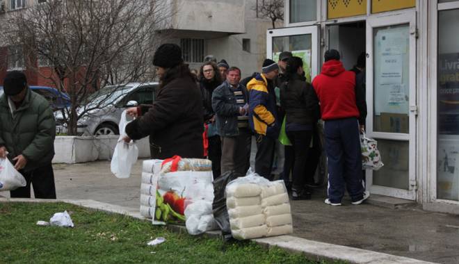 Anunț de la Primăria Constanța: Începe distribuția pachetelor pentru pensionari - candvorfidistribuite1418657874-1450734265.jpg
