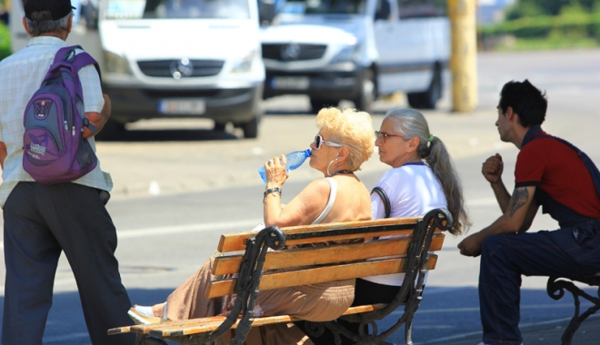 Caniculă la Constanța! Astăzi, 33 de grade Celsius și disconfort termic - canicula-1467301585.jpg