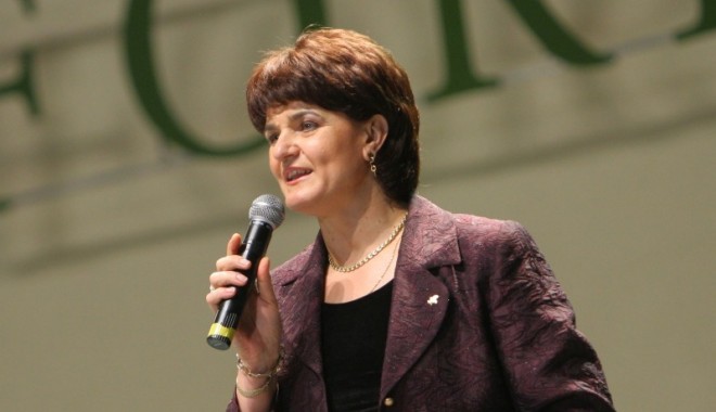Elisabeta Lipă, realeasă în fruntea FR Canotaj - canotajlipa-1362929783.jpg