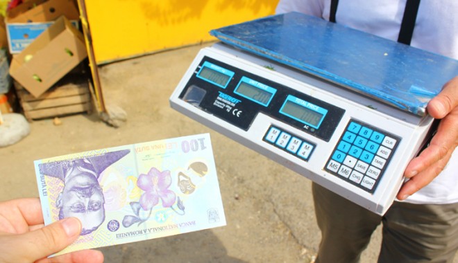 Cumpărătorii sunt înșelați cu ocaua… electronică - cantarulelectronic2-1405014879.jpg