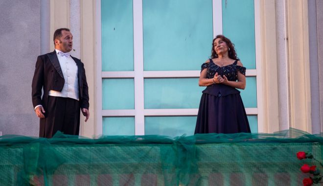Concert de arii și cântece celebre, la Teatrul 