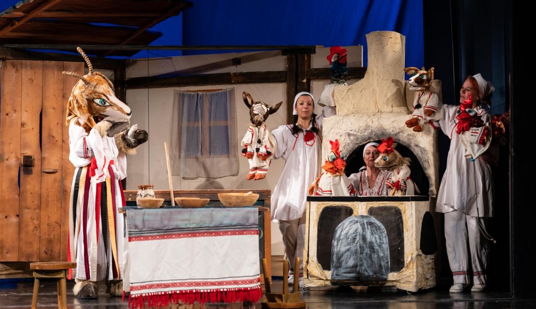 Povestea ”Caprei cu trei iezi”, în varianta Teatrului ”Căluțul de Mare” - capra-cu-trei-iezi-1746201257.jpg