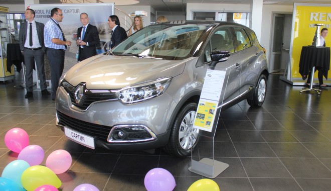 Renault a lansat la Constanța modelul Captur, primul său crossover urban - captur-1369310013.jpg