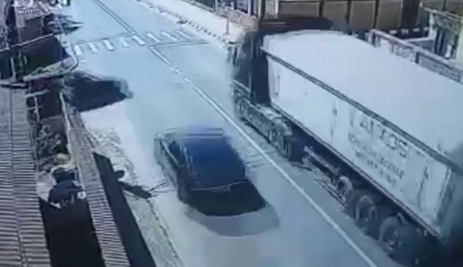 IATĂ IMAGINILE VIDEO CU TRAGEDIA RUTIERĂ DE LA LUMINA. Atenţie, impact emoţional - captura-video-1683190259.jpg