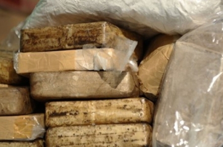 Captură de aproape 100 de kilograme  de heroină în Siberia - capturadeaproape100dekilogramede-1355870309.jpg