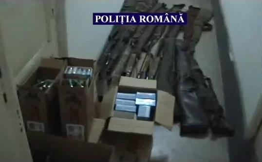 VIDEO Braconierii italieni de la Negru Vodă au scăpat doar cu amendă contravențională - capturapolitie-1350995345.jpg