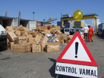 Captură la Vama Constanța, de 51.711 euro - capturavama-1457007758.jpg