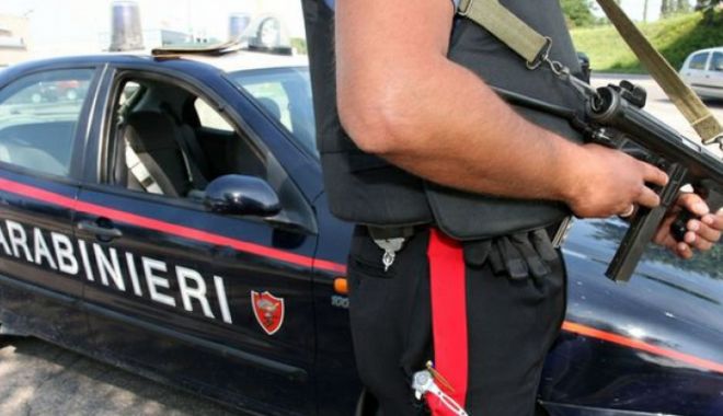 Un român din Italia, atacat de un vecin cu un topor, după ce a făcut un grătar în grădină - cara-1589263942.jpg