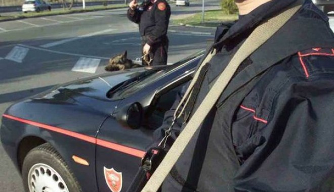 Patru români și-au pierdut viața într-un accident rutier în Italia, un al cincilea grav rănit - carabinieri-1341654701.jpg
