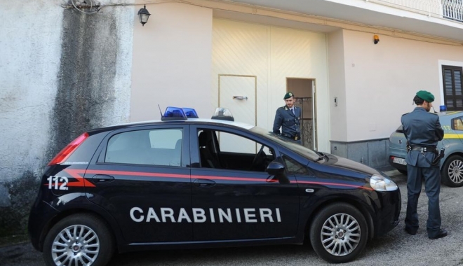 CRIMĂ CU SÂNGE RECE. Româncă accidentată MORTAL, în Italia, chiar de iubitul gelos - carabinieriepa-1479109100.jpg