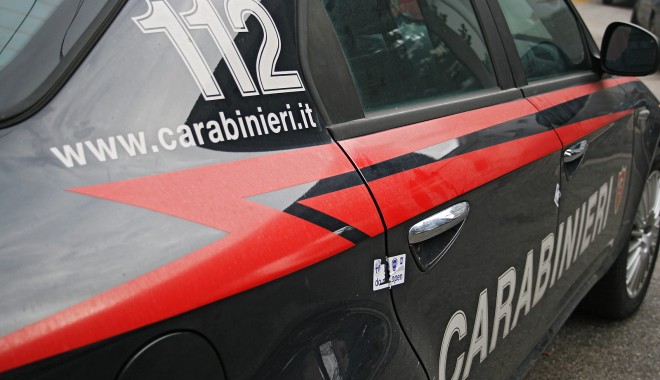 Româncă de 18 ani, ucisă în timpul unui joc erotic cu un italian de 41 de ani - carabinierigazzella31-1378735087.jpg