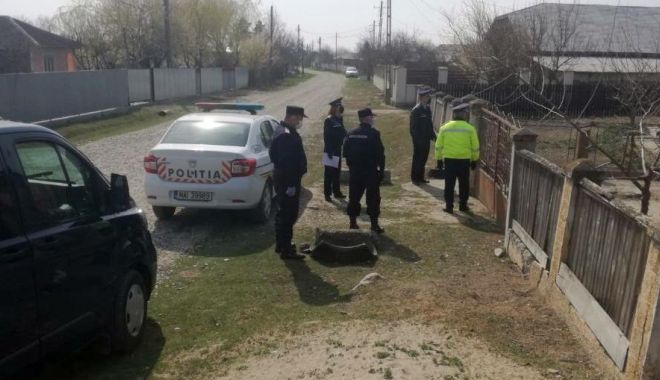 Poliție, jandarmi, militari! Carantină parțială în localitatea Cuza Vodă - carantinasursavrancea24-1587451294.jpg