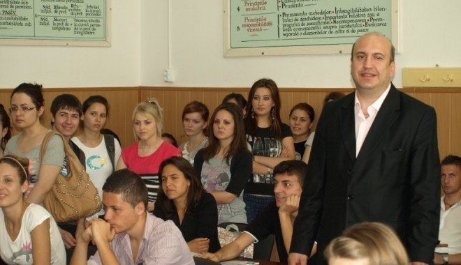 Universitatea 