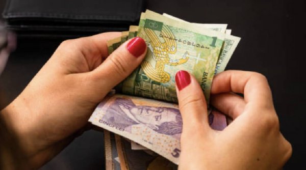 Cardul european pentru tineri va fi lansat în România în scurt timp. Gabriela Firea: ”Vor avea parte de reduceri substanțiale” - card-1668093680.jpg