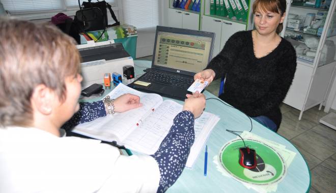 Medicii constănțeni reclamă erori în inițializarea cardurilor de sănătate - carddesanatatemedicdefamilie13-1423656241.jpg