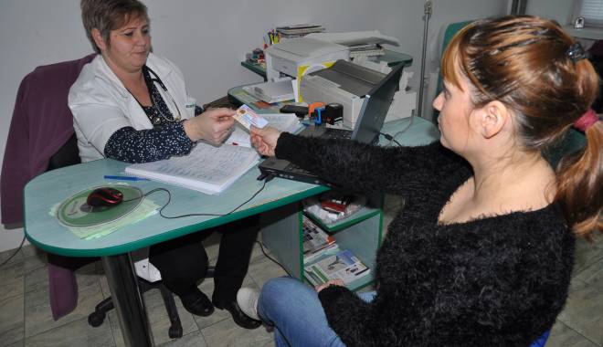 Cristian Bușoi: ‎Solicit Guvernului demararea, de urgență, a unei campanii naționale de promovare a cardului de sănătate - carddesanatatemedicdefamilie16-1426156145.jpg