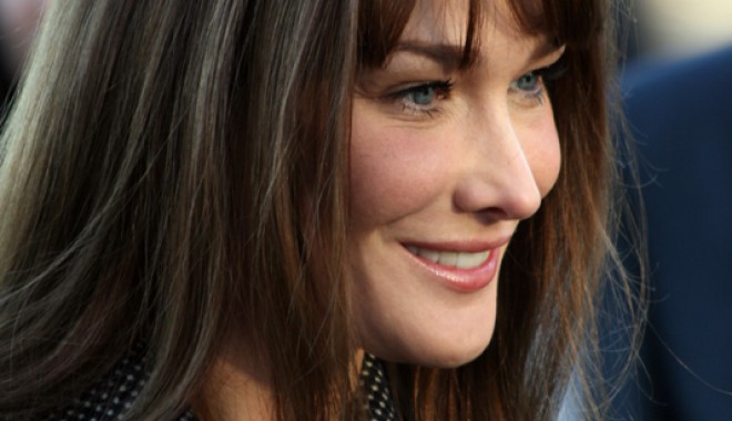 Carla Bruni Sarkozy, în centrul unui scandal de proporții - carlabrunisarkozy3-1374857083.jpg