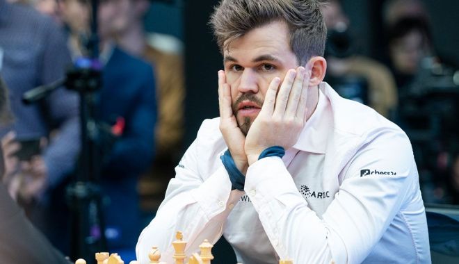 Magnus Carlsen este de neoprit. Norvegianul își învinge cu ușurință adversarii - carlsen-1590588323.jpg