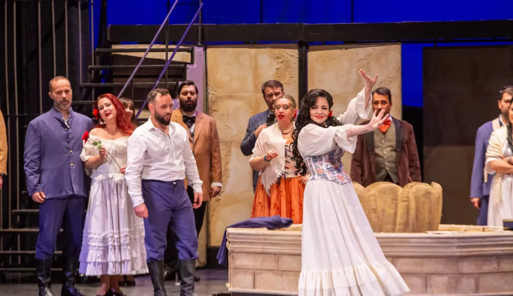 Turneu cu „Carmen” în țară și spectacol special la Constanța, în programul Teatrului „Oleg Danovski” - carmen-1771763535.webp