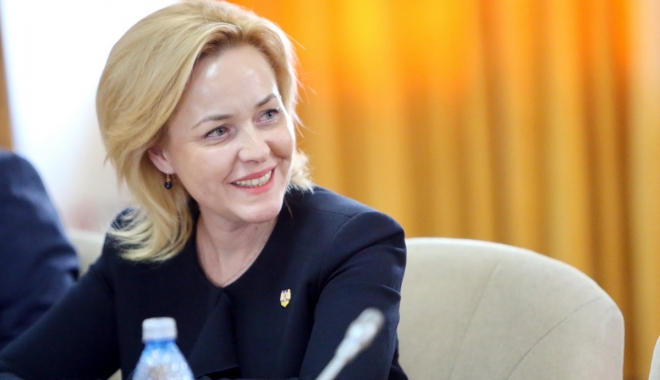Ministrul de Interne dă explicații despre protestele din stradă - carmendanministrudeinterne2-1486636286.jpg
