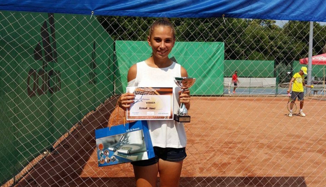 Carmen-Roxana Manu victorioasă, Ștefan Paloși în finală - carmenroxana-1467556814.jpg