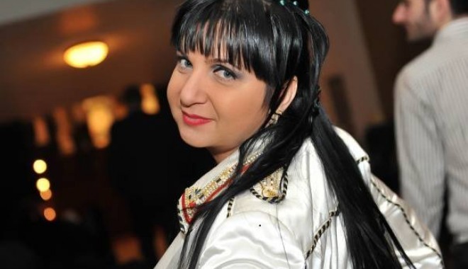 Scandal monstru cu lesbiene / O minoră susține că a făcut sex cu Carmen Șerban - carmenserban-1328693371.jpg