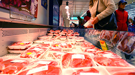 TONE DE CARNE ȘI PRODUSE LACTATE, RETRASE din magazinele constănțene - carne1331022786-1508319481.jpg