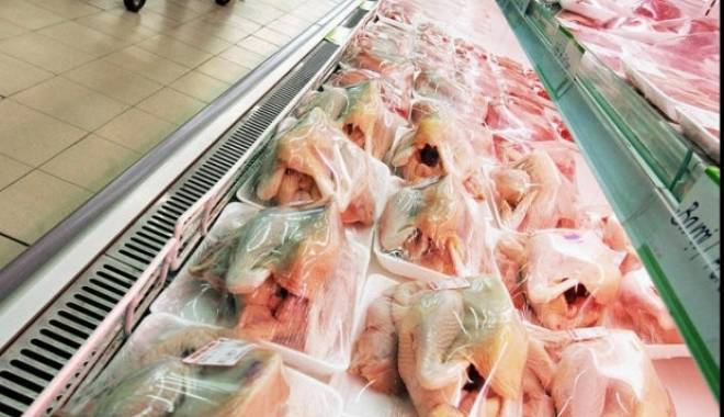 Tone de kilograme de produse alimentare, confiscate de inspectorii sanitar-veterinari - carne70529700-1416409053.jpg