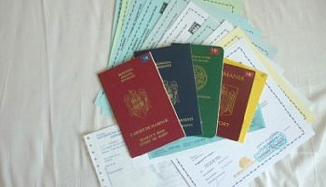 Carnet de marinar fals în portul Constanța - carnet-1369642148.jpg
