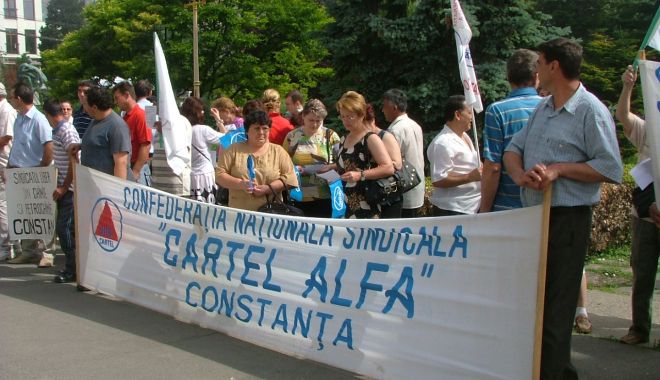 Cartel Alfa organizează acțiuni de protest în fața Prefecturii Constanța - cartelalfaorganizeazaactiunidepr-1634844659.jpg