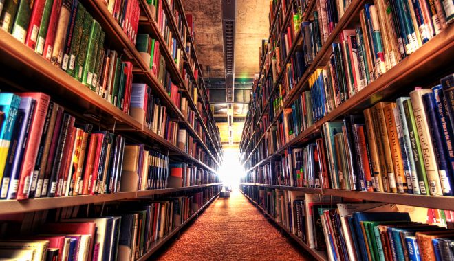 Cărți expuse în formă digitală, în premieră, la bibliotecă - carti1-1577679486.jpg