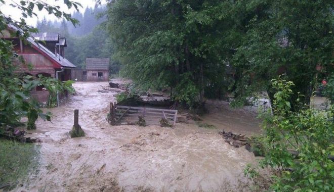 Bătrână de 81 de ani, moartă după ce tavanul casei s-a prăbușit peste ea - casa-1530354500.jpg