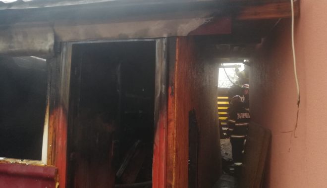 UPDATE. Constanța: Incendiu la anexa unei case - casa-1670506034.jpg