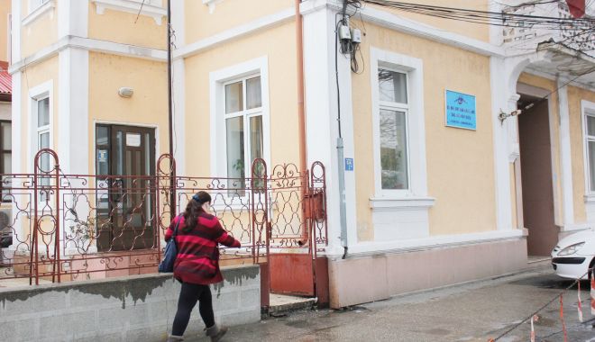 O nouă categorie de bugetari va avea salarii mărite. Legea a fost promulgată