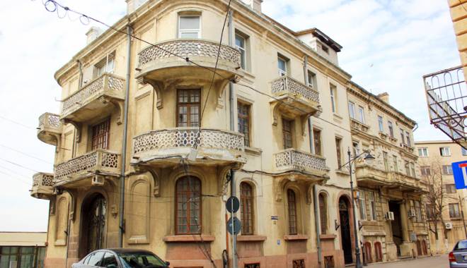 O șansă pentru clădirile istorice  din Constanța. Cine se înhamă să le reabiliteze - casaculei13-1455906711.jpg