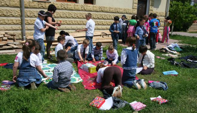 Marș în Parcul Tăbăcărie, de Ziua Mondială a Mediului - casadeculturaparccopiieleviscoal-1432833565.jpg