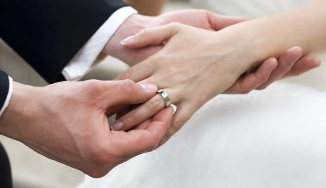 INS. Mai multe căsătorii și mai multe divorțuri - casatorie-1368174659.jpg