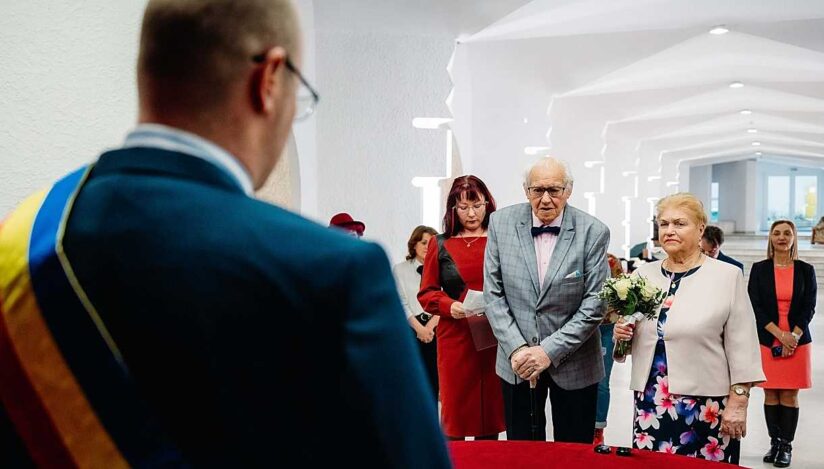 Dragoste la senectute! Un italian de 86 de ani s-a căsătorit cu o româncă de 81 de ani, de Valentine's Day - casatorieitaliansatumare-1739558836.jpg