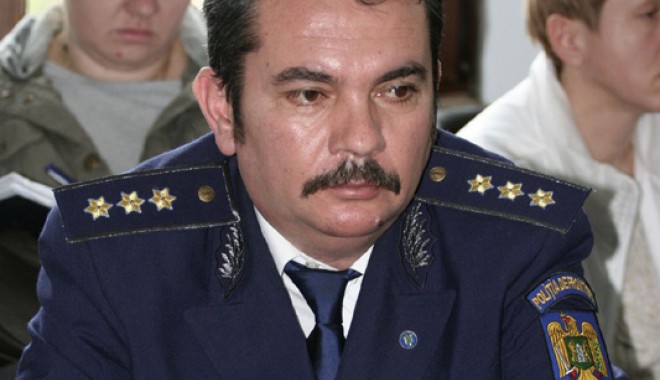 Fostul șef al Poliției de Frontieră Constanța, Adi Tobă, la un pas de a reveni pe funcție - cascheta-1312231454.jpg