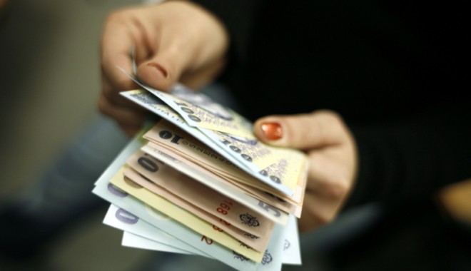 Câștigul salarial mediu net = 1.687 lei - castigul-1407345043.jpg