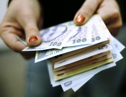 Câștigul salarial mediu net a ajuns la 1.833 lei - castigulsalarial-1446810883.jpg