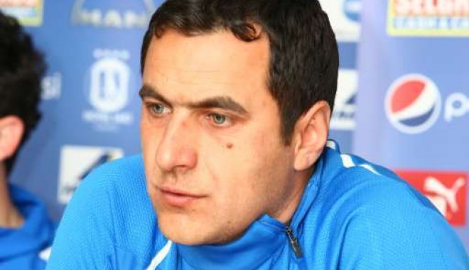Fotbal / Cătălin Anghel: 