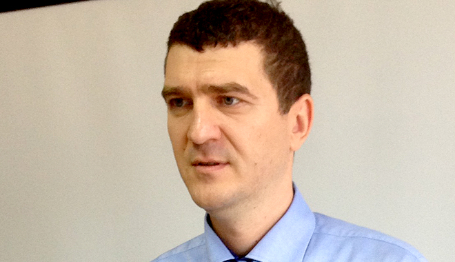 Află SECRETELE VÂNZĂRII. Doi profesioniști îți împărtășesc din experiențele lor - catalinanghel-1382431609.jpg